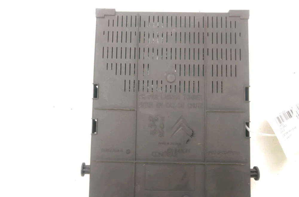 Platine fusible habitacle Peugeot 308 SW I (4E_, 4H_) 1.6 hdi (2009-2014) 5 portes occasion