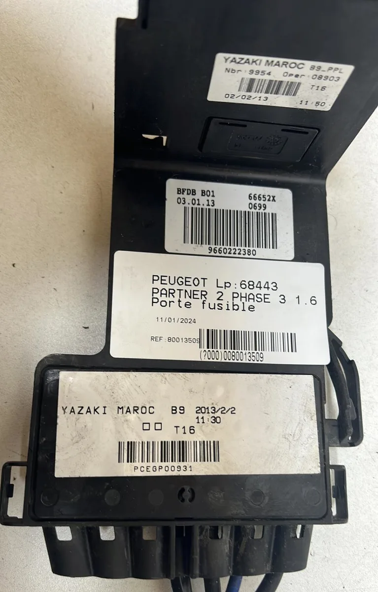 Platine fusible habitacle Peugeot PARTNER Camionnette-Monospace 1.6 hdi - bluehdi 75 (2011) occasion