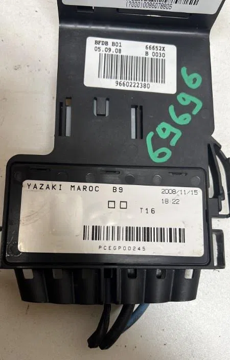 Platine fusible habitacle Peugeot PARTNER TEPEE 1.6 hdi 16v (2008) 5 portes occasion