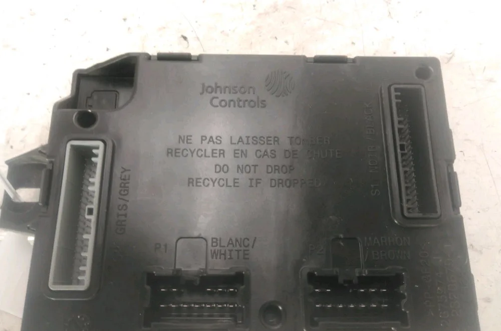 Platine fusible habitacle Renault CAPTUR I (J5_, H5_) 0.9 tce 90 (2013) 5 portes occasion