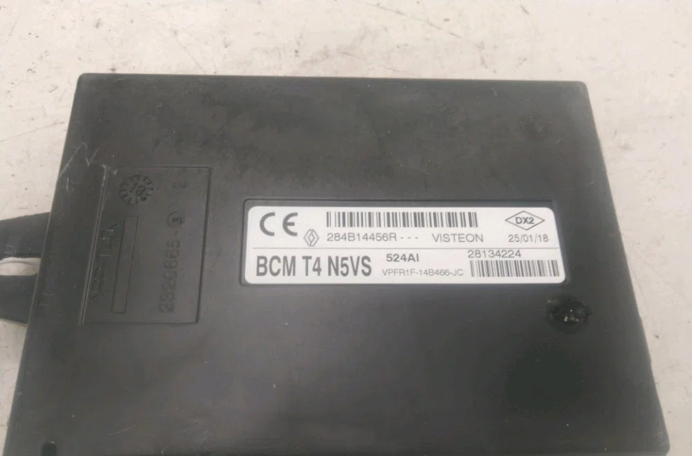 Platine fusible habitacle Renault CAPTUR I (J5_, H5_) 0.9 tce 90 (2013) 5 portes occasion