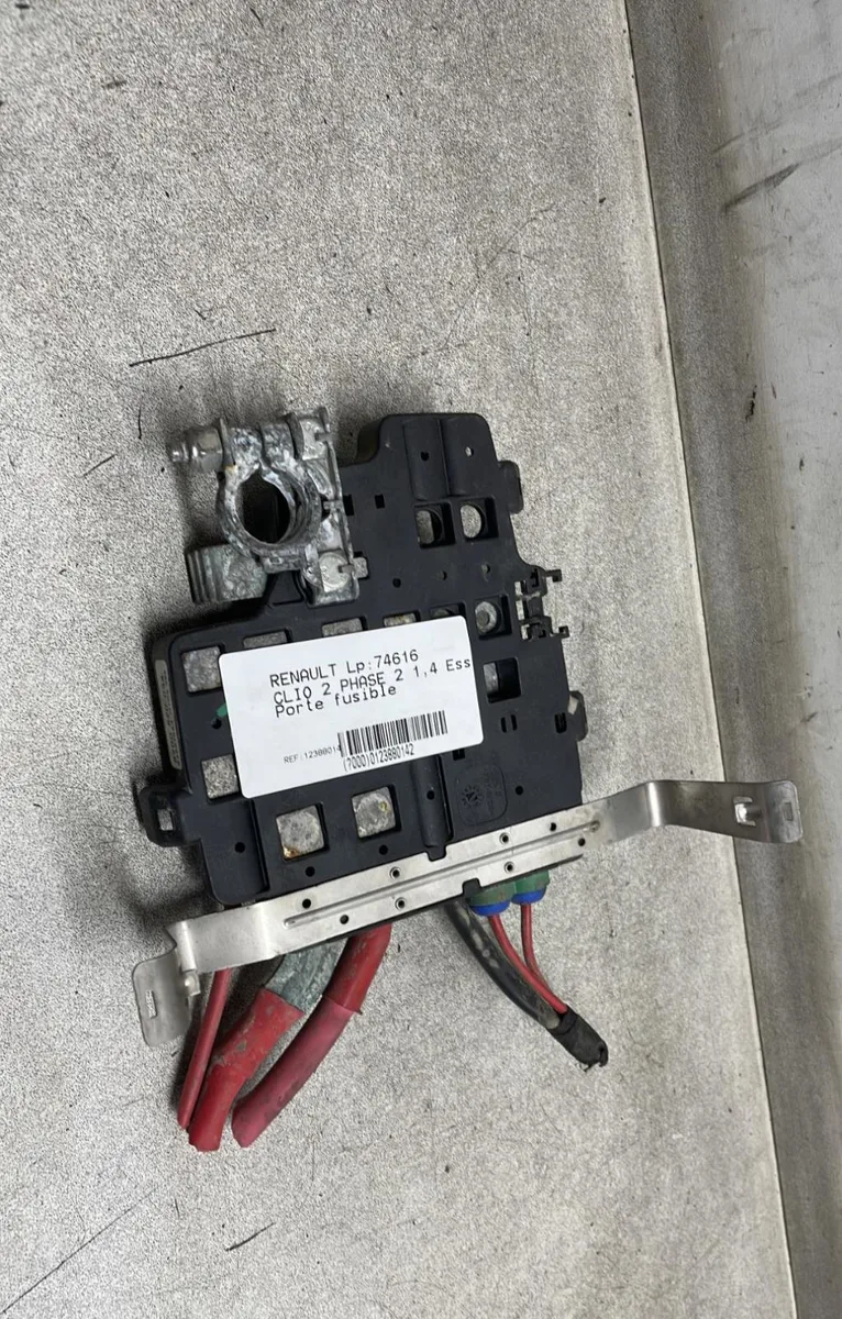Platine fusible habitacle Renault CLIO II (BB_, CB_) 1.4 16v (b-cb0p, bb13) (2000-2008) 5 portes occasion