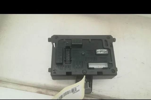 Platine fusible habitacle Renault CLIO III (BR0-1, CR0-1) 1.5 dci (br17, cr17) (2005-2012) 5 portes occasion