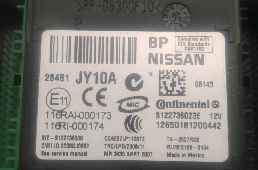 Platine fusible habitacle Renault KOLEOS I (HY_) 2.0 dci (hy0k) (2008) occasion
