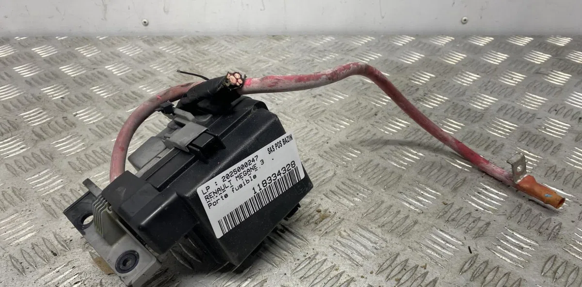 Platine fusible habitacle RENAULT MEGANE 3 PHASE 3 occasion