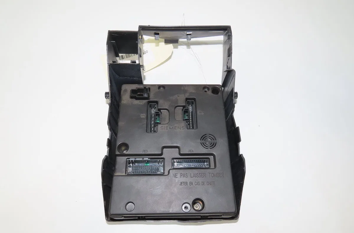 Platine fusible habitacle Renault MEGANE Scenic (JA0-1_) 1.9 dti (ja0n) (1997-1999) occasion