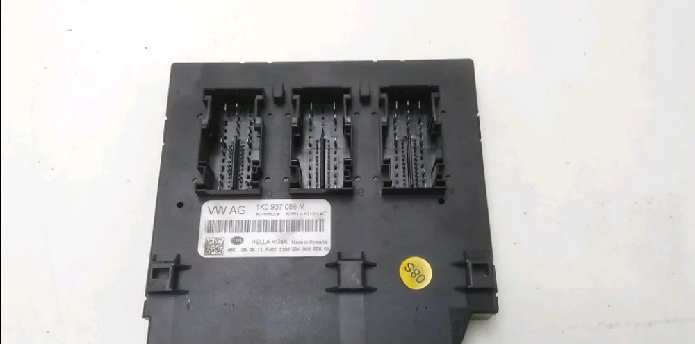 Platine fusible habitacle Volkswagen GOLF VI (5K1) 1.6 tdi (2009-2012) 5 portes occasion