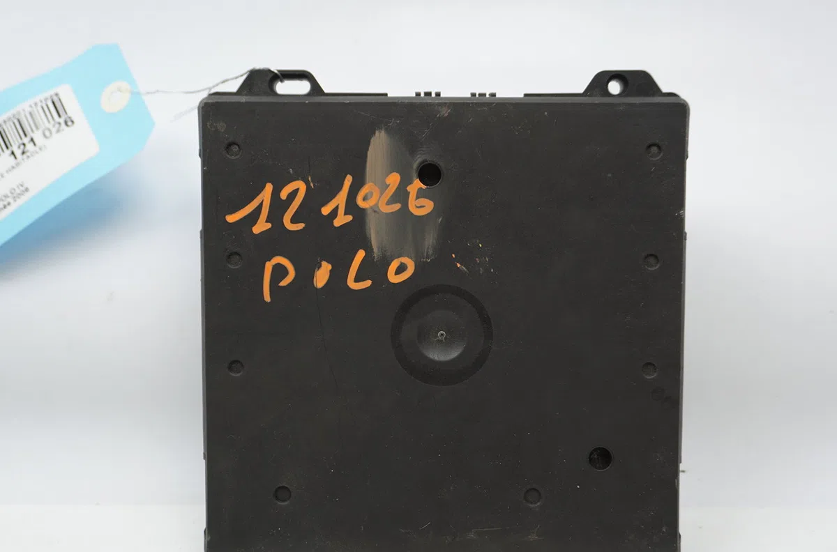 Platine fusible habitacle Volkswagen POLO (9N_, 9A_) 1.4 16v (2001-2008) occasion
