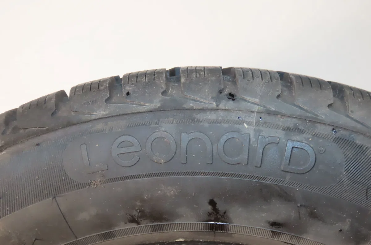 Pneumatiques Alfa romeo 156 (932_) 1.6 16v t.spark (932.a4, 932.a4100) (1997-2005) occasion