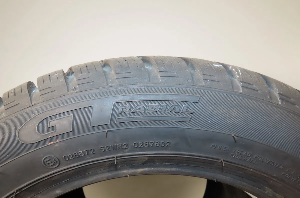 Pneumatiques Ford KA (RU8) 1.2 (2008-2016) 3 portes occasion