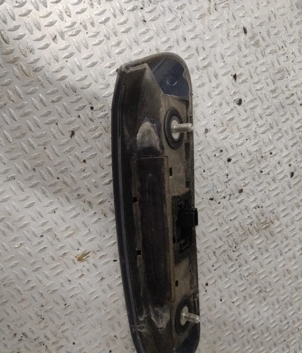Poignee ext coffre Opel CORSA D (S07) 1.2 (l08, l68) (2006-2014) 5 portes occasion