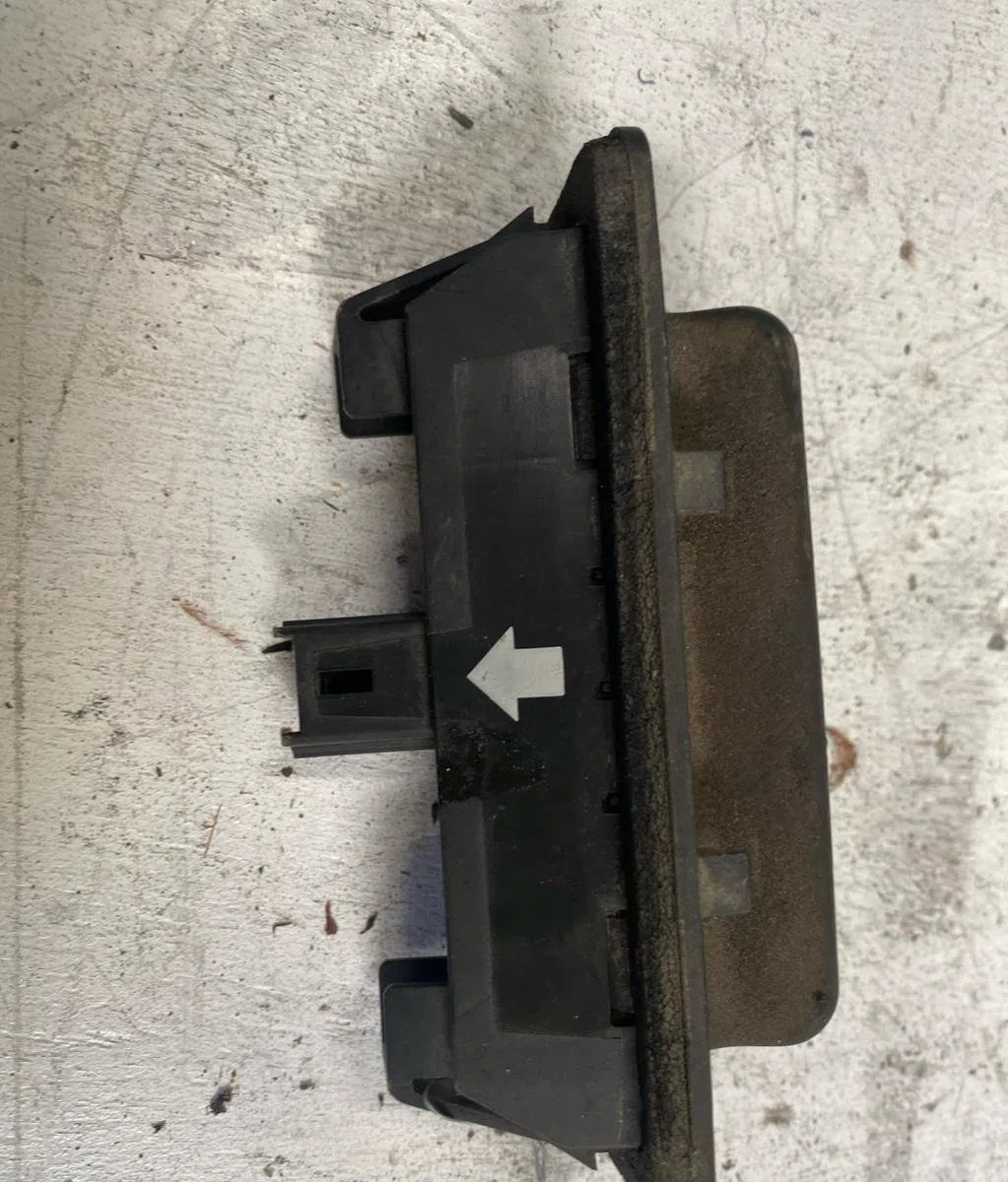 Poignee ext hayon Renault ESPACE IV (JK0-1_) 2.2 dci (jk0h) (2002-2006) occasion