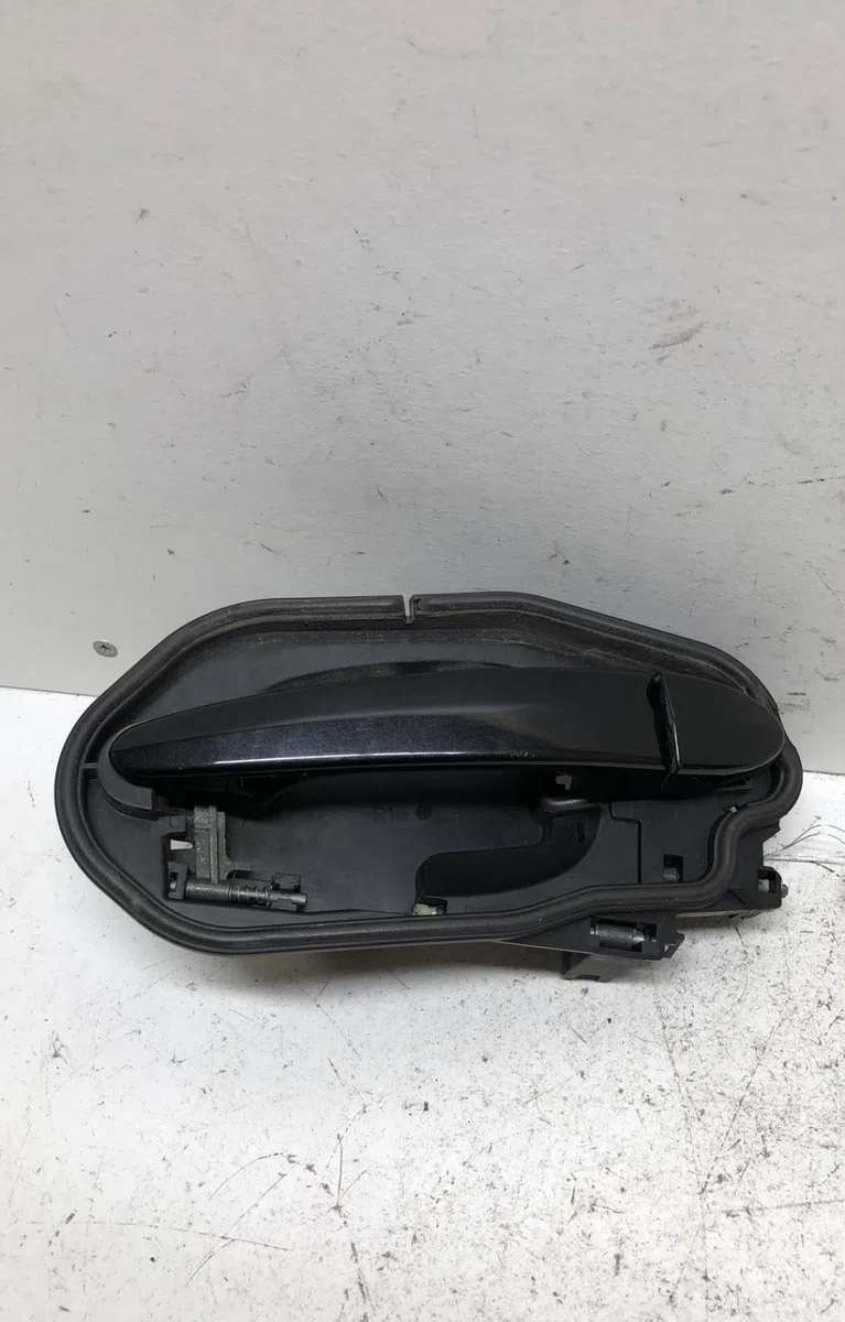 Poignee ext porte ard Bmw X3 (E83) 2.0 d (2004-2007) occasion