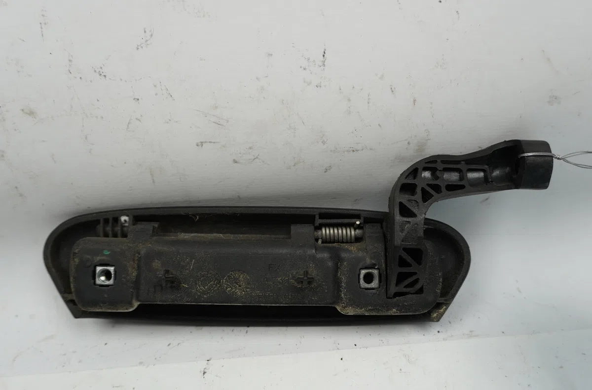 Poignee ext porte ard Fiat PUNTO (188_) 1.2 60 (188.030, .050, .130, .150, .230, .250) (1999-2010) occasion