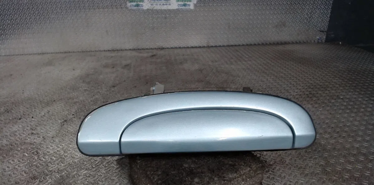 Poignee ext porte ard Hyundai GETZ (TB) 1.3 i (2002-2004) occasion