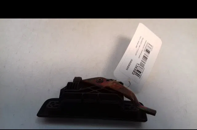 Poignee ext porte ard Peugeot 106 II (1A_, 1C_) 1.1 i (1996-2004) occasion