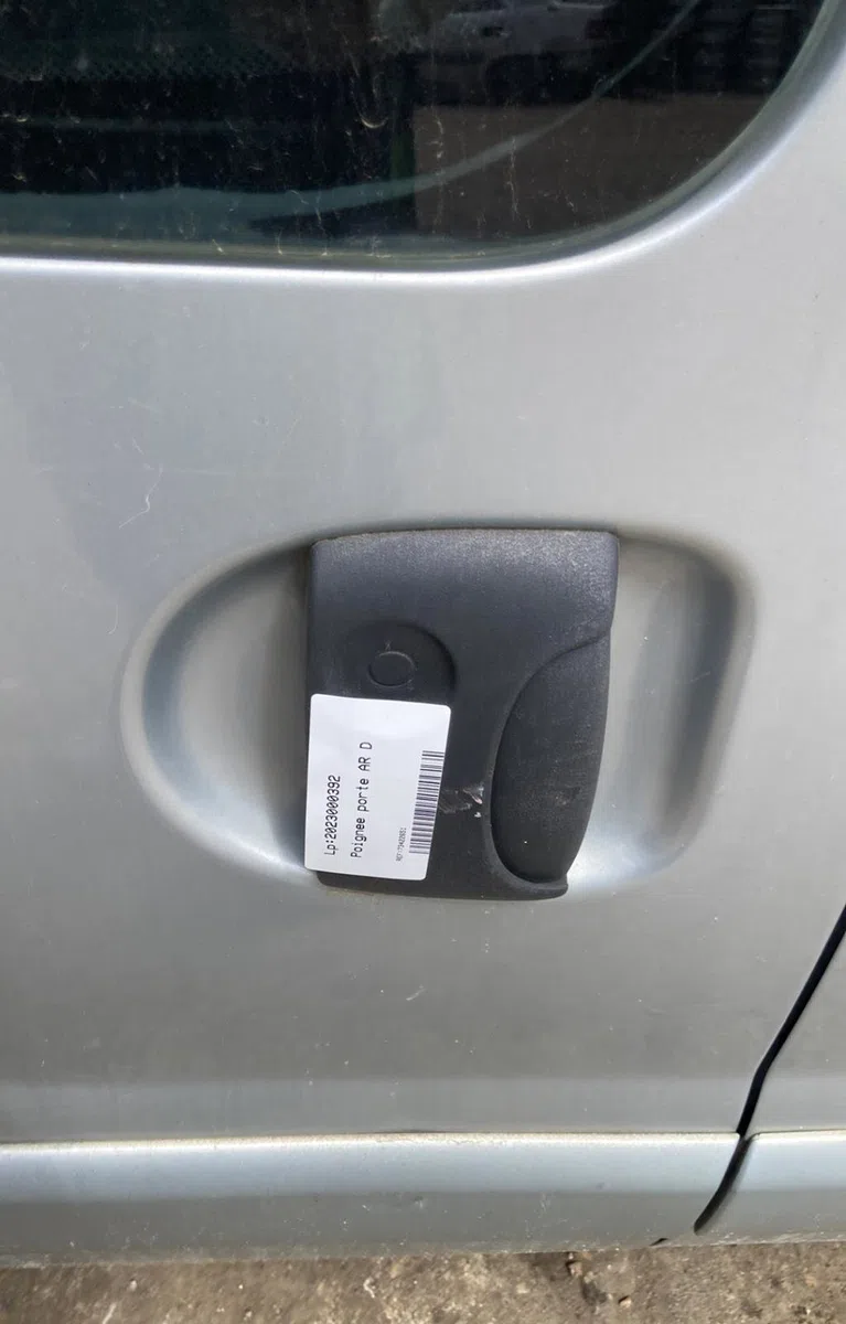 Poignee ext porte ard RENAULT KANGOO 1 PHASE 2 occasion