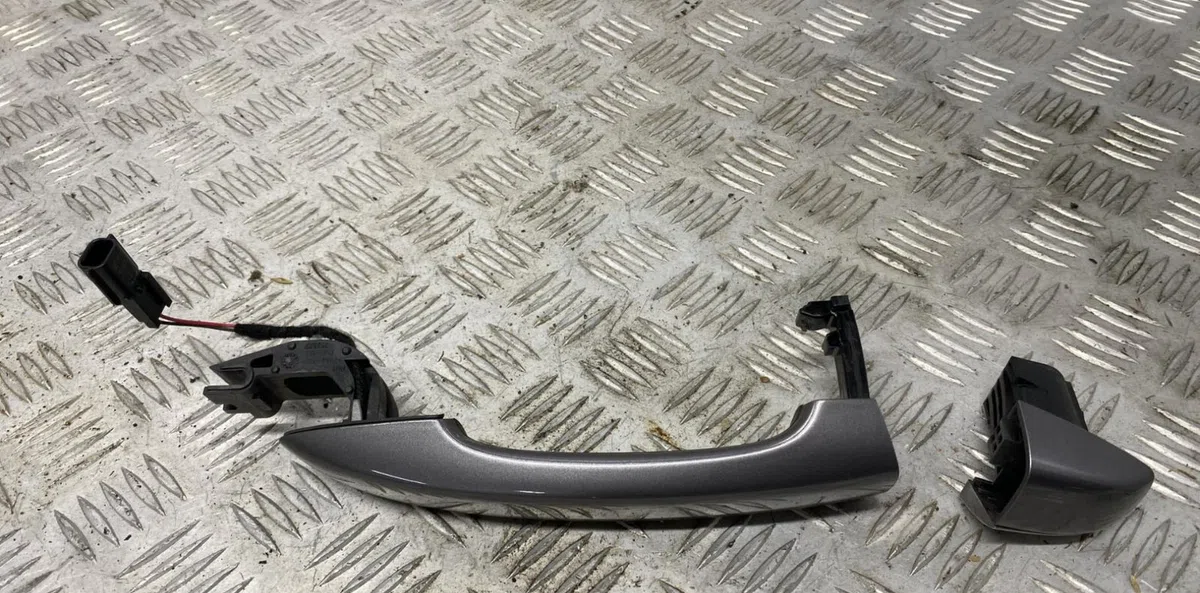 Poignee ext porte ard RENAULT SCENIC 4 occasion