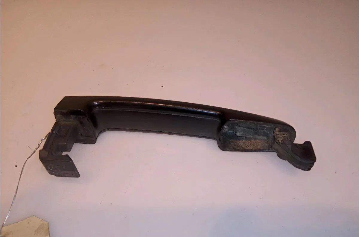 Poignee ext porte ard Suzuki GRAND VITARA II (JT, TE, TD) 1.9 ddis traction intégrale (jt419, td44, jb419wd,... (2005-20