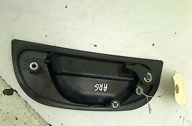Poignee ext porte arg Alfa romeo 147 (937_) 1.6 16v t.spark eco (937.axa1a, 937.bxa1a) (2001-2010) occasion