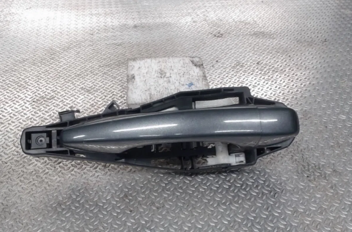 Poignee ext porte arg Citroen C4 II (NC_) 1.6 hdi 90 (2009) 5 portes occasion