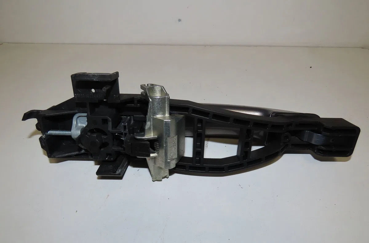 Poignee ext porte arg Ford C-MAX II (DXA-CB7, DXA-CEU) 1.0 ecoboost (2012-2019) occasion