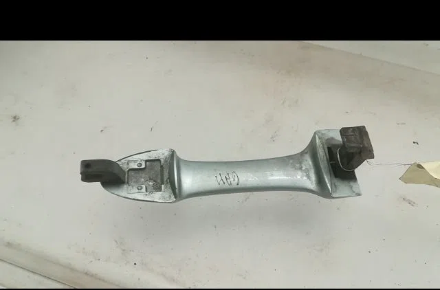 Poignee ext porte arg Ford FOCUS I Clipper (DNW) 1.8 tdci (2001-2004) occasion