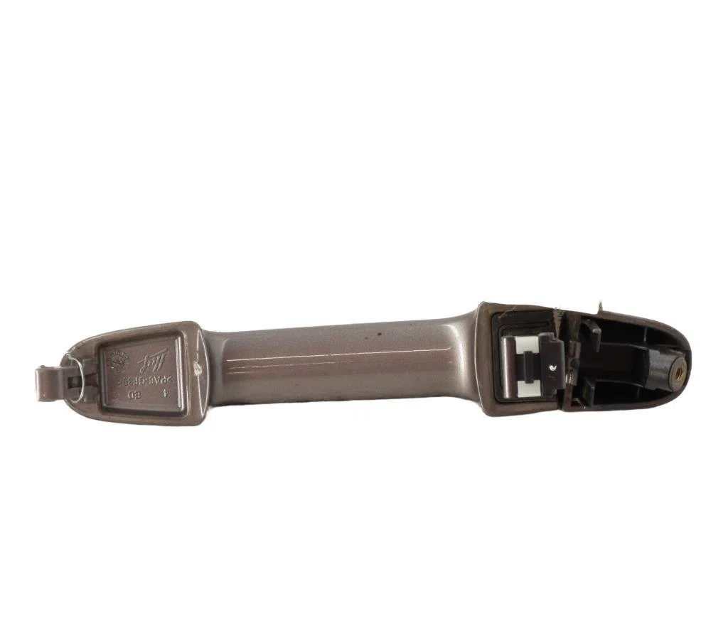 Poignee ext porte arg Kia CEE'D 3-5 portes (ED) 1.6 crdi 115 (2006-2012) occasion
