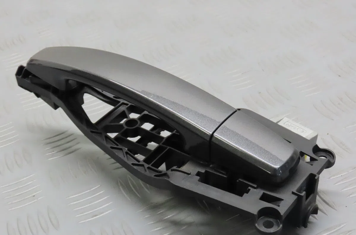 Poignee ext porte arg Opel CORSA D (S07) 1.3 cdti (l08, l68) (2006-2014) 5 portes occasion