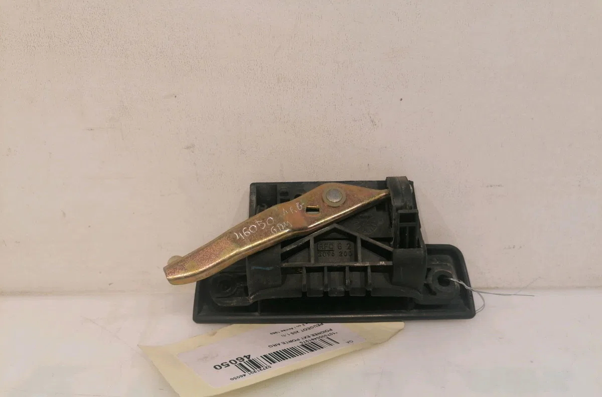 Poignee ext porte arg Peugeot 205 II (20A-C) 1.1 (1987-1992) occasion
