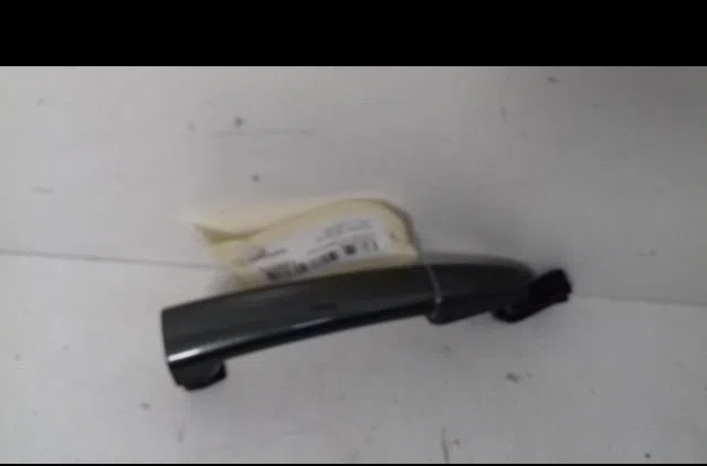 Poignee ext porte arg Peugeot 207-207 (WA_, WC_) 1.6 hdi (2006-2013) 5 portes occasion