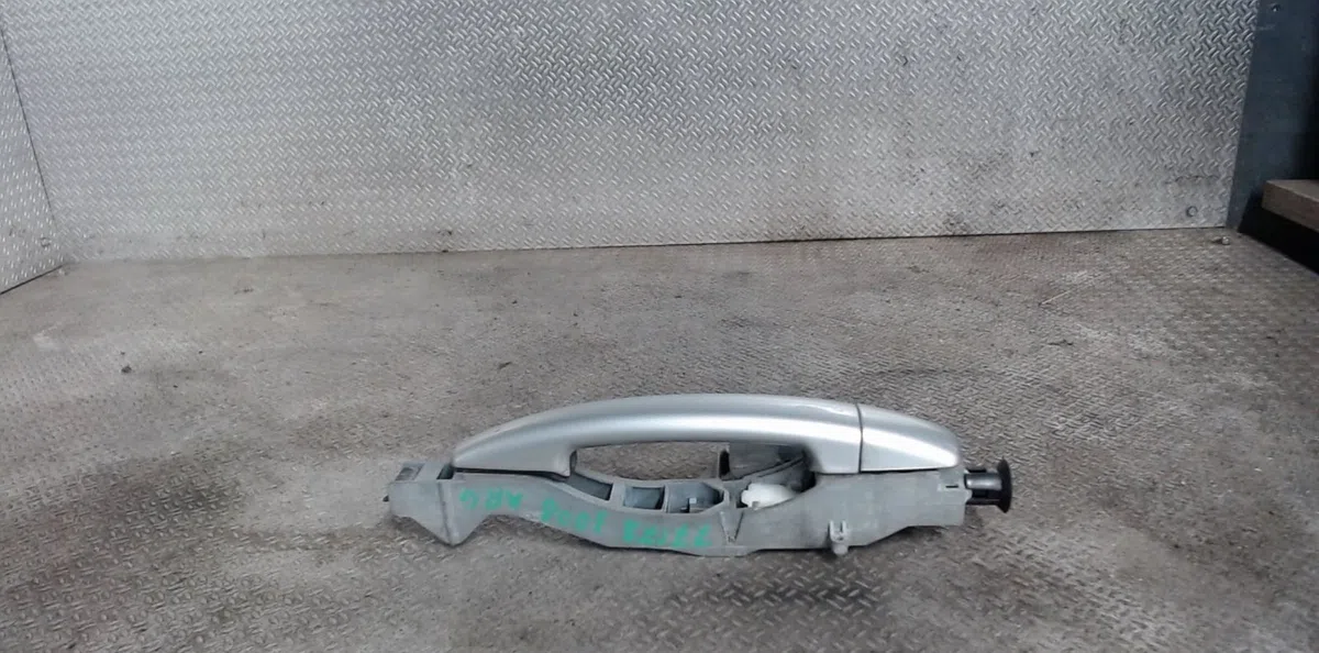 Poignee ext porte arg PEUGEOT 3008 1  3008 1 PHASE 1 occasion