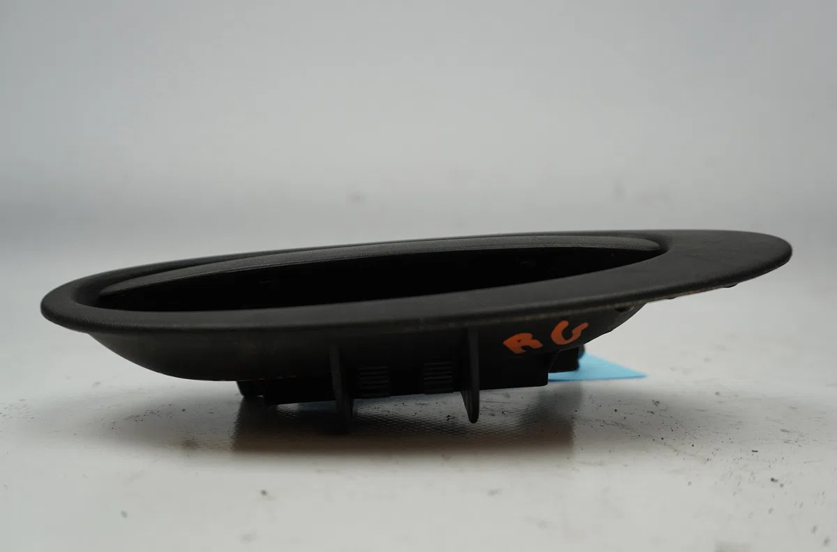 Poignee ext porte arg Renault LAGUNA I (B56_, 556_) 2.0 (b56c-h-n) (1993-2001) occasion