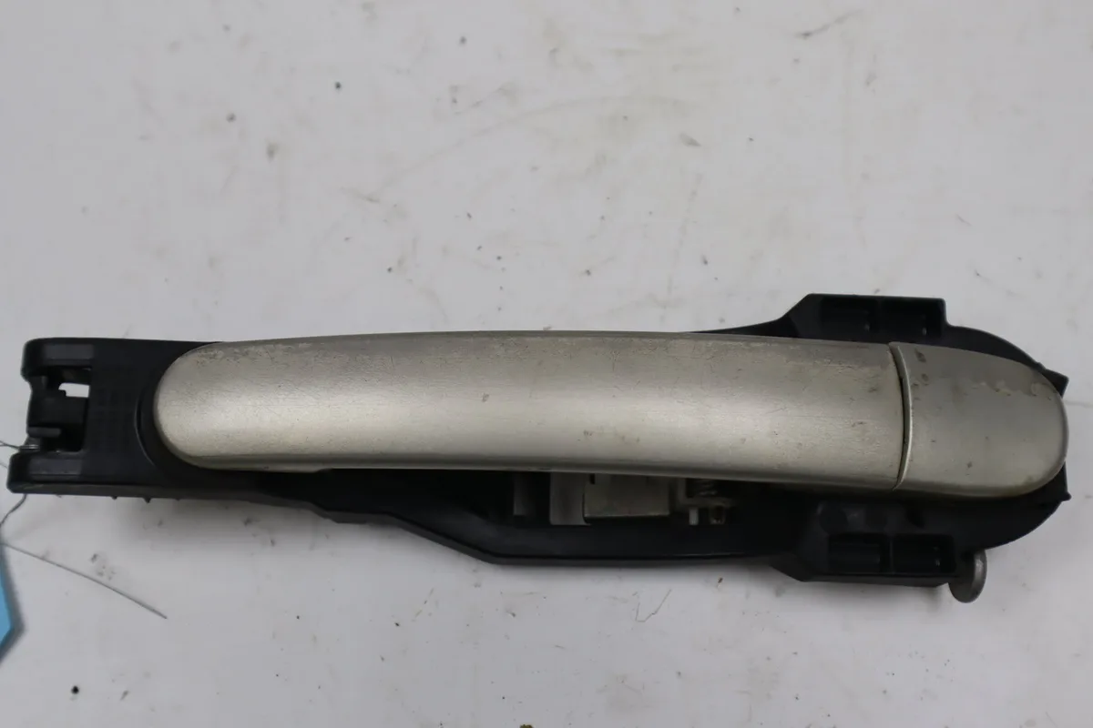 Poignee ext porte arg Seat LEON (1M1) 1.6 16 v (2000-2006) occasion