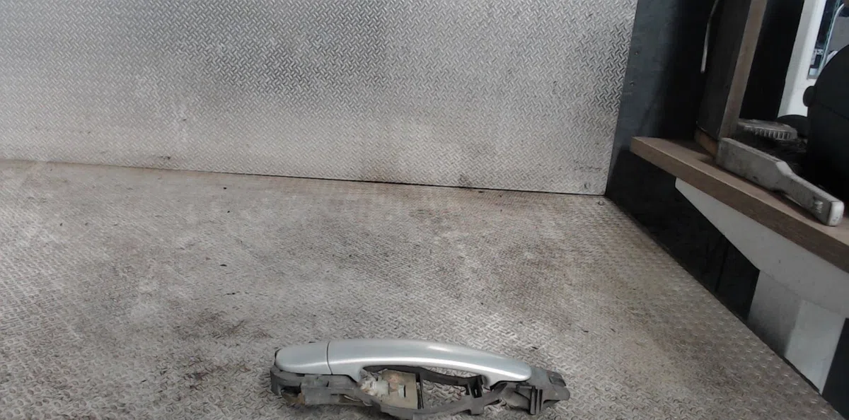 Poignee ext porte arg Seat TOLEDO II (1M2) 1.9 tdi (1999-2004) occasion