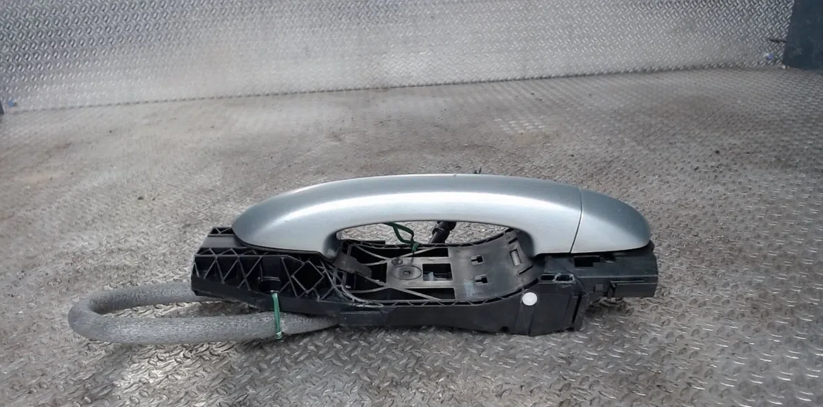 Poignee ext porte arg VOLKSWAGEN GOLF 6  GOLF 6 occasion