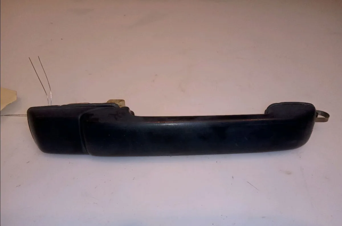 Poignee ext porte arg Volkswagen GOLF III (1H1) 1.9 tdi (1993-1997) occasion