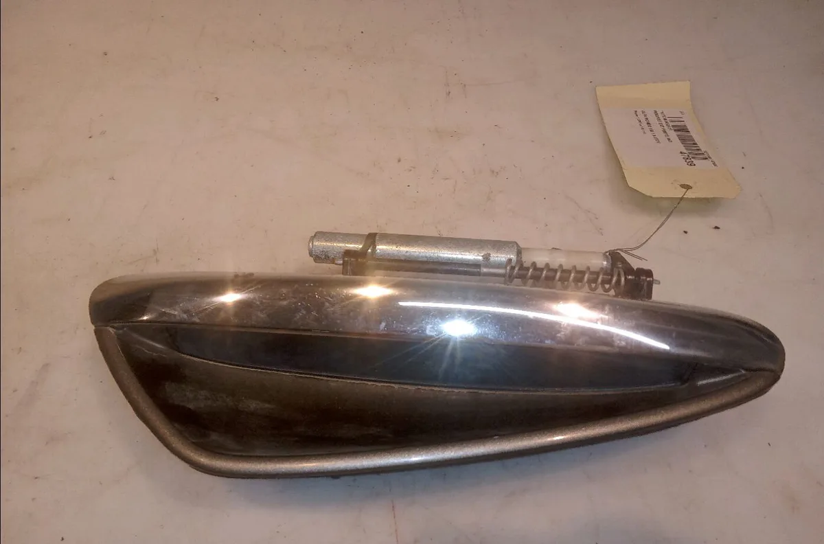 Poignee ext porte avd Alfa romeo 159 Sportwagon (939_) 1.9 jtdm 16v (939bxc1b, 939bxc12) (2006-2011) occasion