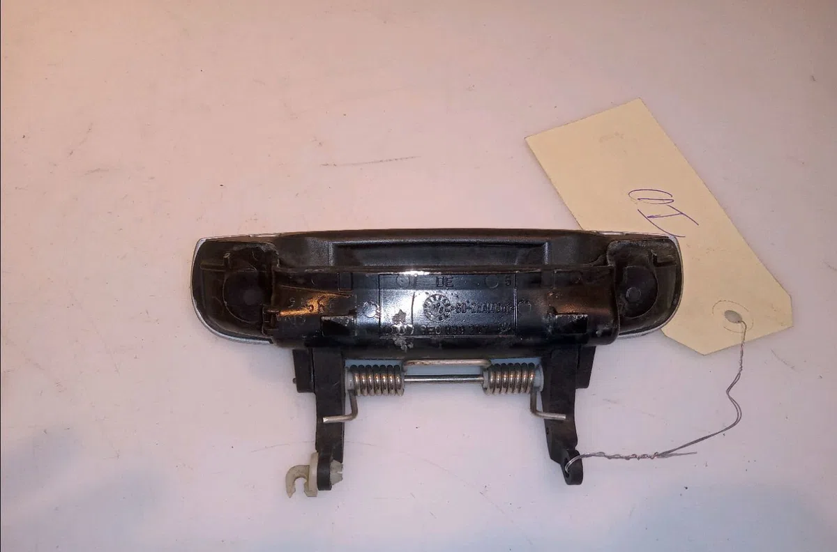 Poignee ext porte avd Audi A3 (8P1) 1.9 tdi (2003-2010) 3 portes occasion