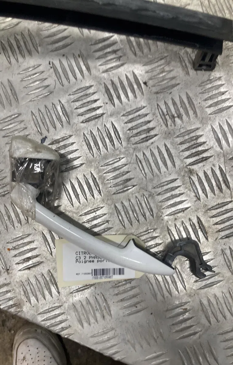 Poignee ext porte avd CITROEN C3 2 PHASE 1 occasion