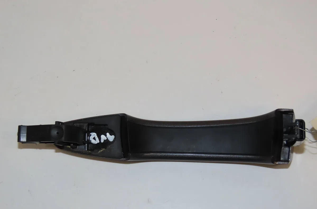 Poignee ext porte avd CITROEN C4 III 2022 occasion