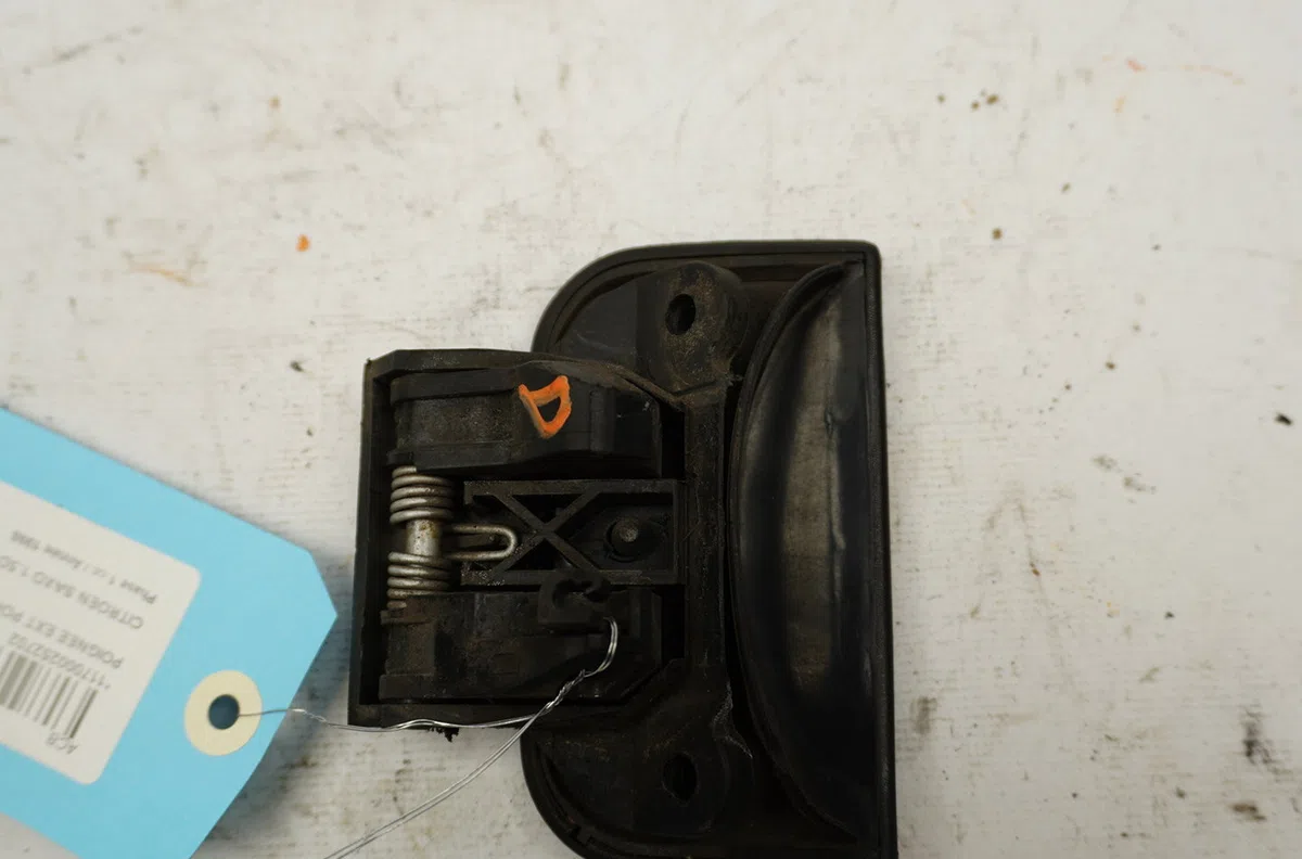 Poignee ext porte avd Citroën SAXO (S0, S1) 1.5 d (1996-2001) 5 portes occasion