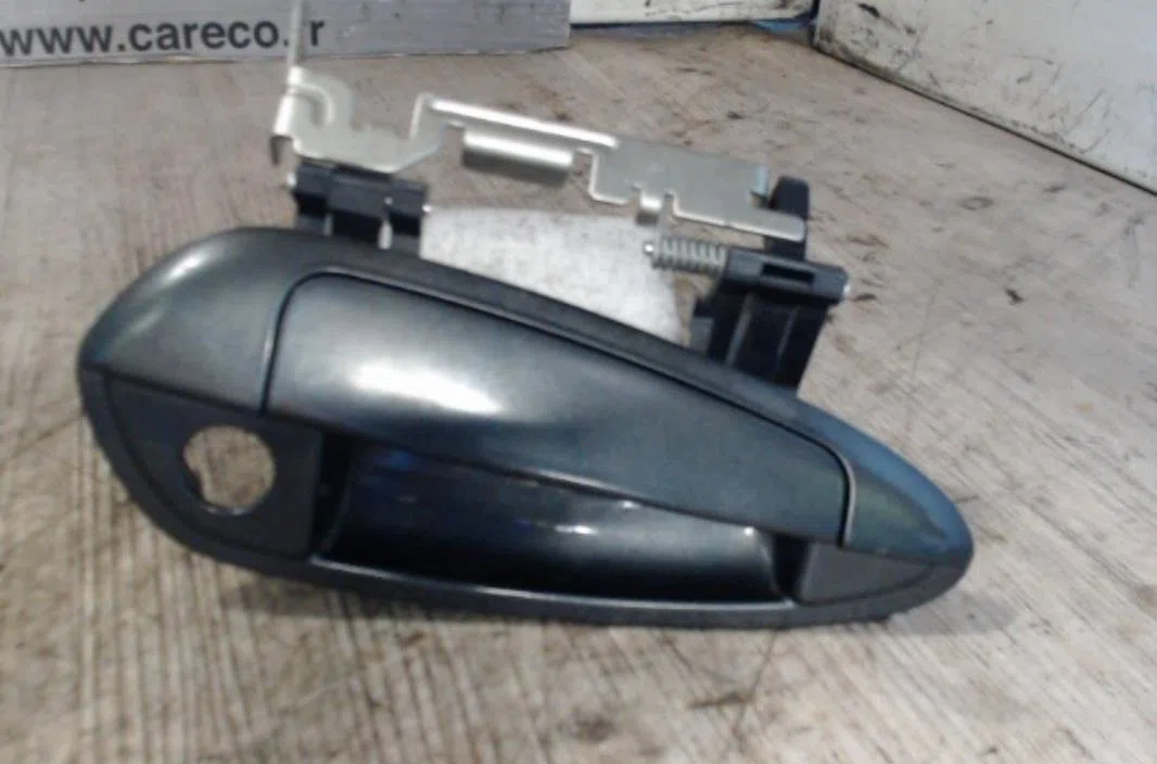 Poignee ext porte avd FIAT GRANDE PUNTO  GRANDE PUNTO occasion