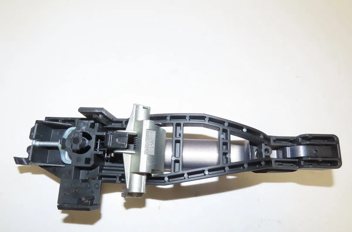 Poignee ext porte avd Ford C-MAX II (DXA-CB7, DXA-CEU) 1.0 ecoboost (2012-2019) occasion
