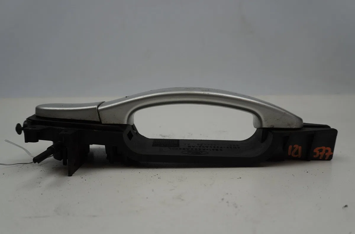 Poignee ext porte avd Ford FUSION (JU_) 1.4 tdci (2002-2012) 5 portes occasion