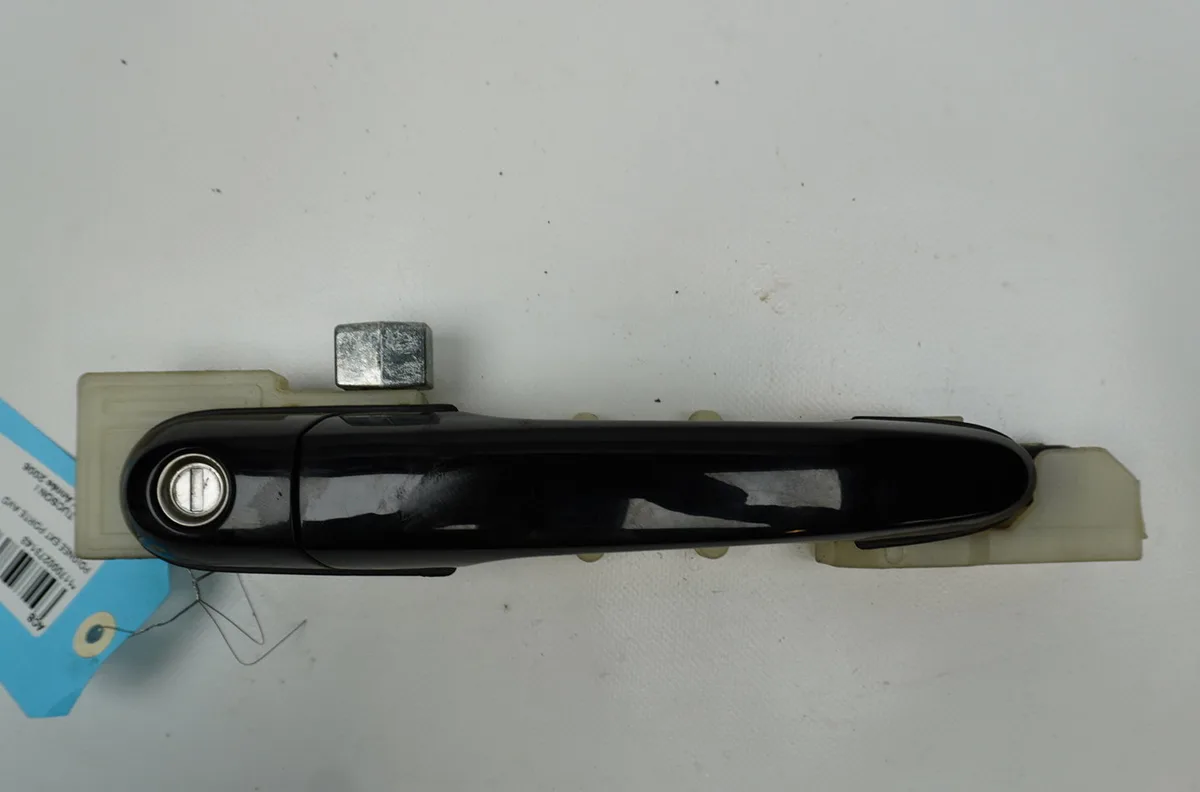 Poignee ext porte avd Hyundai TUCSON (JM) 2.0 crdi traction intégrale (2004-2010) occasion