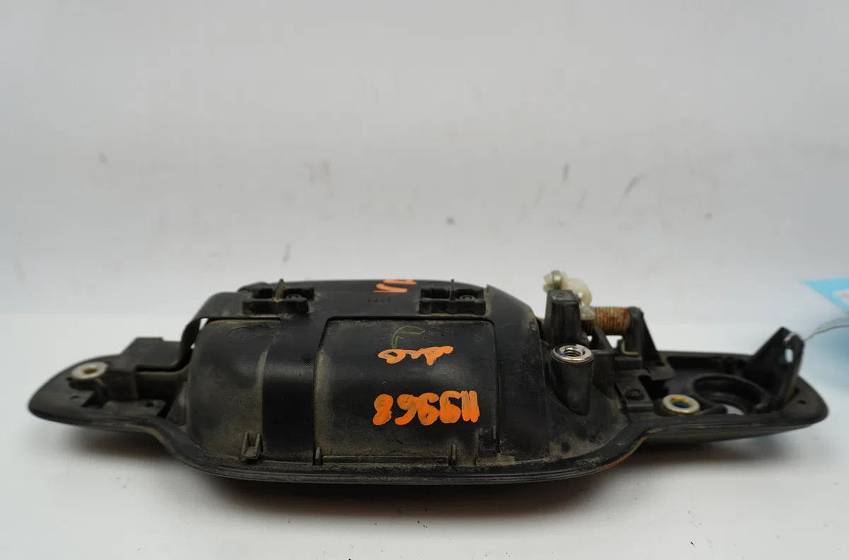 Poignee ext porte avd ISUZU D-MAX I  3.0D 163ch occasion