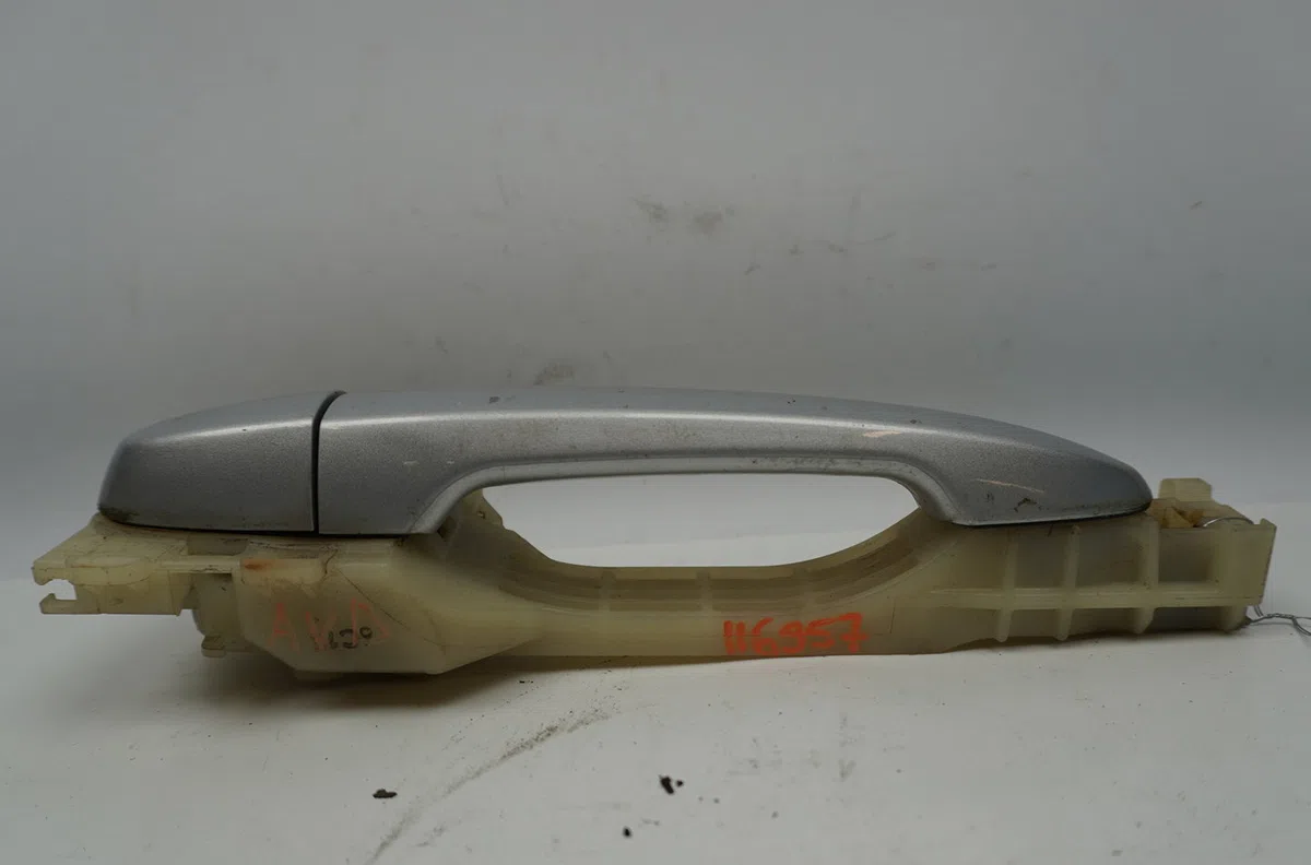 Poignee ext porte avd Kia MAGENTIS II (MG) 2.0 crdi (2006-2010) occasion