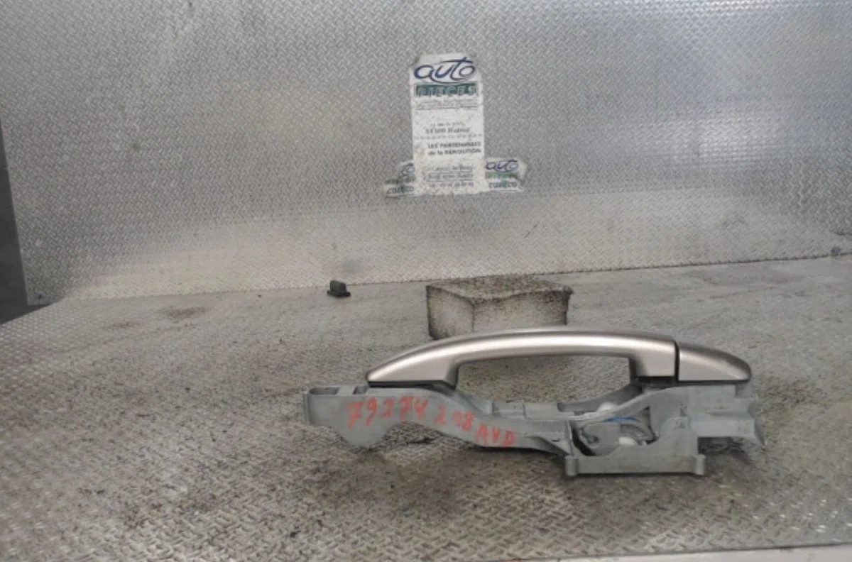 Poignee ext porte avd PEUGEOT 208 1  208 1 PHASE 1 occasion
