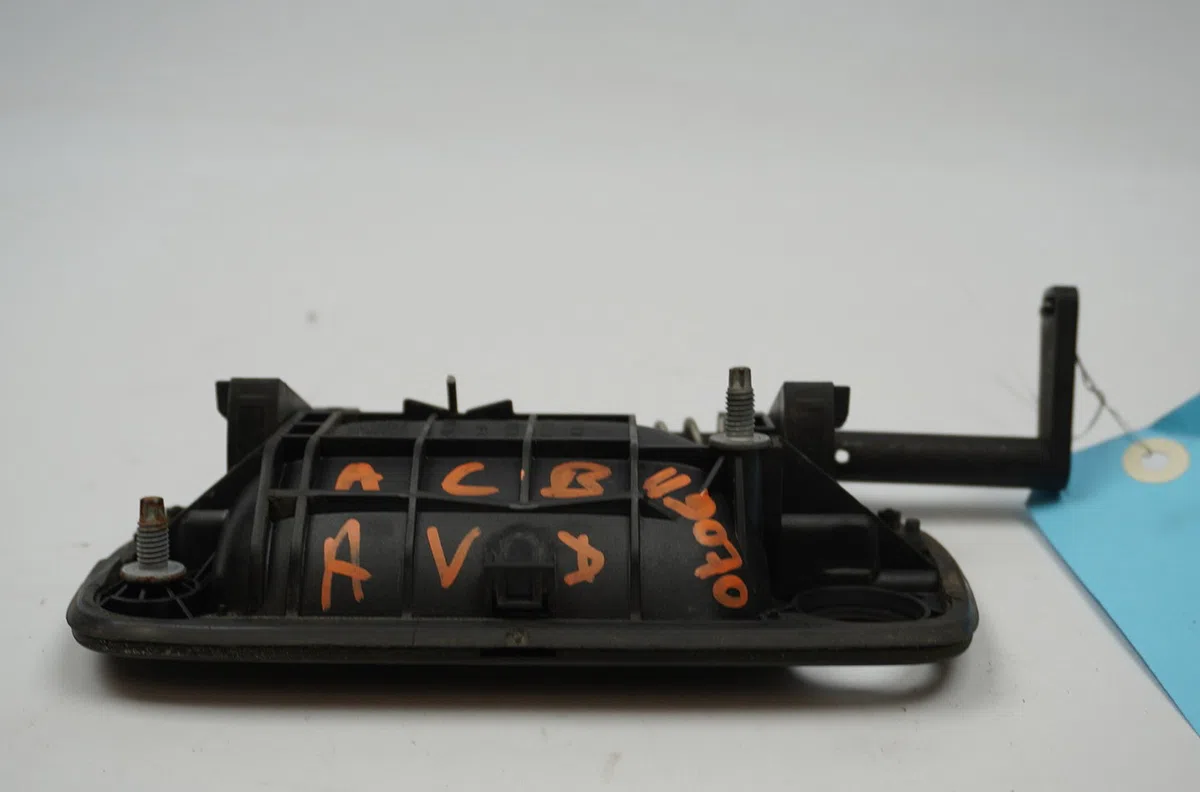 Poignee ext porte avd Peugeot 406 (8B) 1.6 (1995-2004) occasion